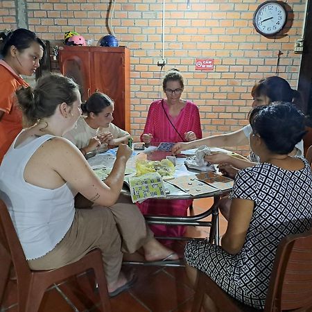 Ngoc Phuong Homestay Віньлонґ Екстер'єр фото